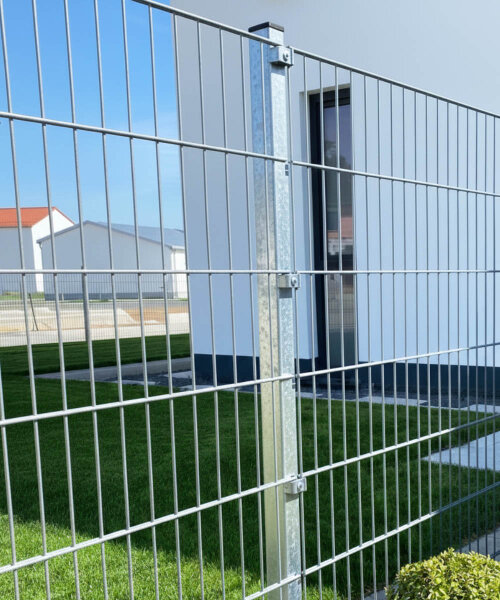 Pfosten für Doppelstabmattenzaun Zaunhöhe 2,03m - feuerverzinkt